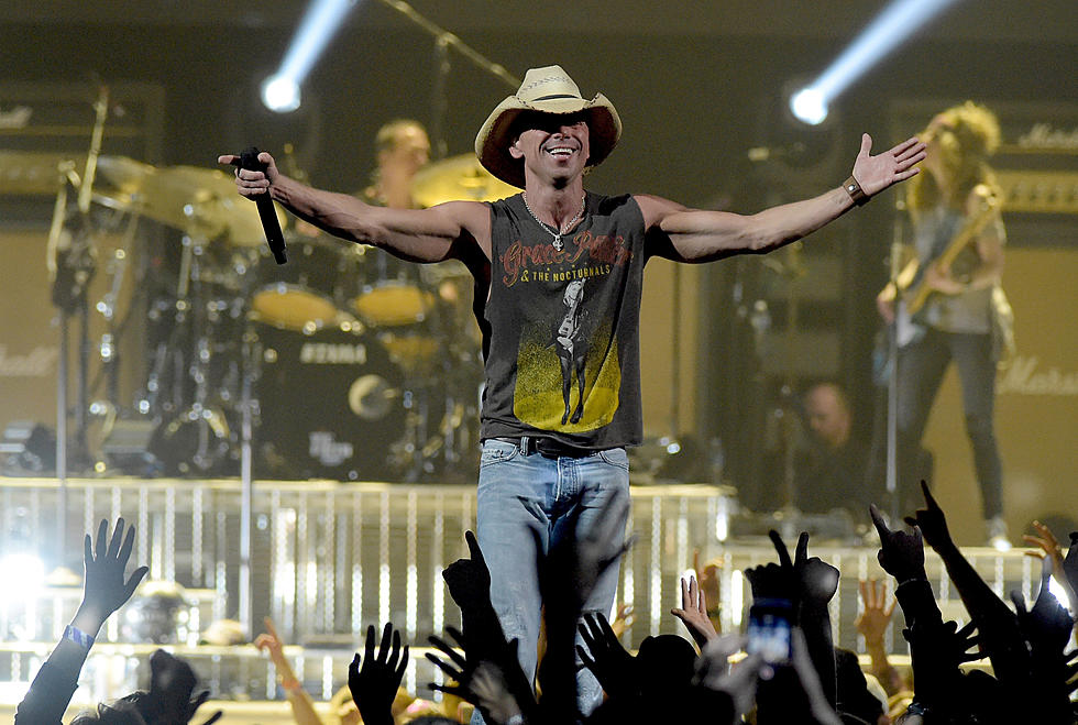Here&#8217;s Your App-Exclusive Shot at Tickets to See Kenny Chesney Live in Arlington